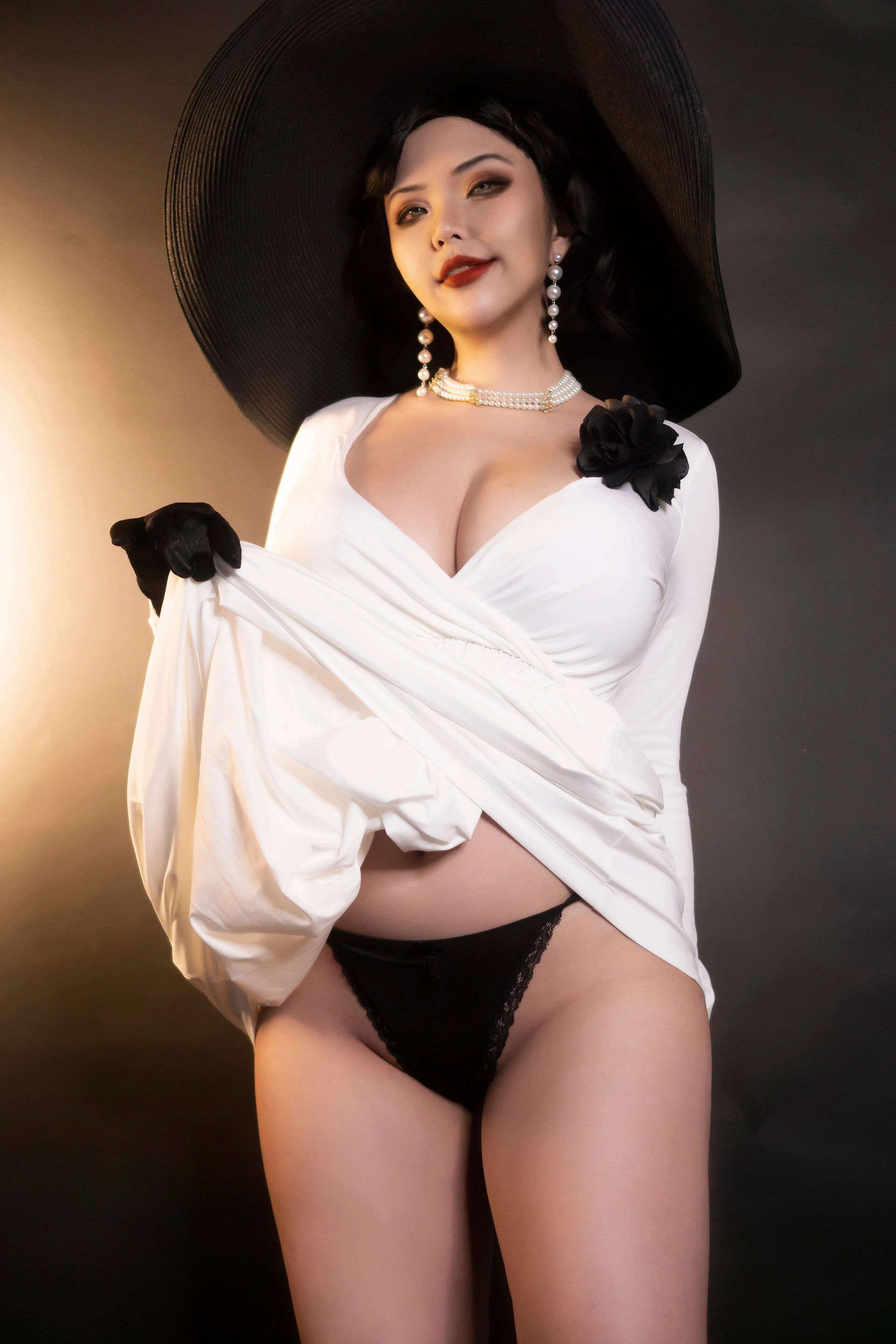 Hana Bunny - NO.061 Lady Dimitrescu 1